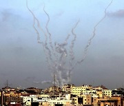 이스라엘軍, 로켓 포탄 공격에 대한 보복으로 가자 지구 공습