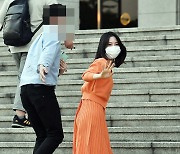 신예은 '아무도 못 말리는 팬들 향한 무한 인사~'[포토엔HD]