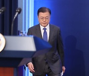 靑 "박준영 자진사퇴, 文대통령 판단..'임·노' 마무리 기대"