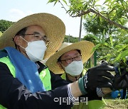 [포토] 박범계 법무장관과 이성희 농협회장