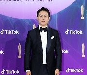 [57회 백상] 오정세, TV부문 男조연상 수상..김수현-서예지에 감사