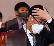 靑 "박준영 사퇴, 고맙지만 짠해..대통령과 여당 이견 없었다"