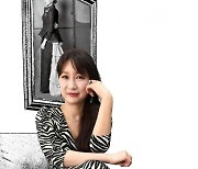 김보민 디자이너, 세상 모든 차별에 맞서는 강단..세계 4대 패션위크 휘어잡다