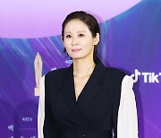 [ST포토] 김선영, '백상 영화부문 조연상'