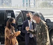 국방정보본부 방문한 헤인스 미 국가정보국장