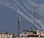 레바논서 이스라엘로 로켓포 3발 발사..인명 피해 없어