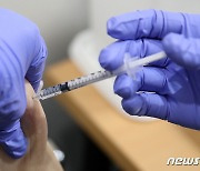 해양경찰청 AZ 백신 접종률 79.5%..40대 女경위 이상 반응