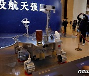중국 15일 화성 착륙 시도..세계 세번째 '정복국' 되나