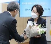 임혜숙 과기정통부 장관 취임.."디지털 혁신 생태계 조성, 여성과학기술인 양성"