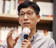 진중권, 구혜선 비판한 이규원에 "작가님 작품도 후지다"