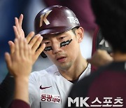 서건창 '또 득점했어' [MK포토]