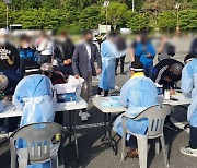 경남 53명 속출..외국인 집단감염·가족·직장 확산(종합)