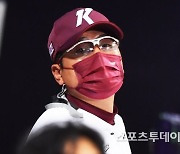 '승장' 홍원기 감독 "브리검, KBO리그 복귀 첫 승을 축하한다"