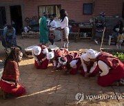 SOUTH AFRICA PHOTO SET SANGOMA INITIATION