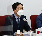 [포토]기자간담회, '모두발언하는 김기현 권한대행'