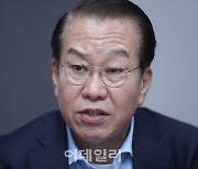 '당대표 불출마' 권영세 "패기·경험 어느 하나만으론 안돼"