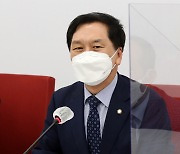 김기현 "김오수 인사청문회?..법사위원장 문제 마무리해야"