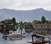 Virus Outbreak India Kashmir