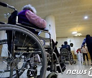 서울 강서 천사노인요양원 요양보호사들 오늘부터 파업.."인력 충원을"