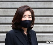 나경원 등판, 요동치는 野대표 경선..신구·지역 대결 팽팽