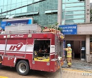 '비리 의혹' 상가번영회 전임 회장, 산 사람에게 불 붙이고 도주
