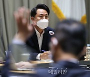 <포토> 오세훈 서울시장, 취임 한달 맞아 출입기자 간담회