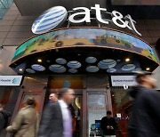 美 AT&T 미디어·디스커버리 합병 발표 ..불붙은  스트리밍 대전