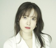 Ku Hye-sun to direct and star in upcoming film 'Dark Yellow'