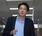 이준석 "안철수, 별로 안 좋아하지만 대선후보 경선 나와야"