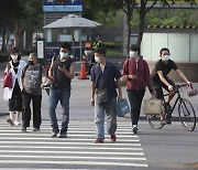 대만, 300명 넘어 또 최다.."접종률 1% 안되는데 백신 바닥"