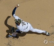 Braves Brewers Baseball