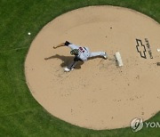 Braves Brewers Baseball