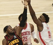 Rockets Hawks Basketball