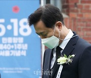 <포토> 묵념하는 오세훈 서울시장