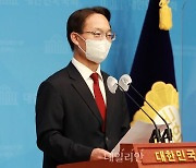 <포토> 조해진 "전당대회, 인기투표나 감성투표 절대 없어야"