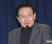 與, 반도체특위 3주 만에 재가동..이재용 사면론엔 '신중'