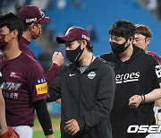 한현희,'키움 타선 덕분에 시즌 3승 성공했어요' [사진]