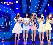 '더쇼' 오마이걸, 컴백 동시 1위 "미라클 고마워요"[★밤TView]