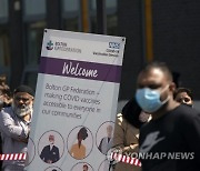 CORRECTION Virus Outbreak Britain