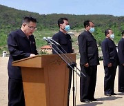 북한 평안북도 관개수로 건설..'물길통수식' 열려