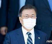 방미길 오른 문재인 대통령