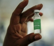 "인도, 최소 10월까지 백신 수출 중단할 듯"