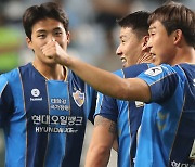 프로축구 울산, 전북에 4대 2 승리..선두 탈환