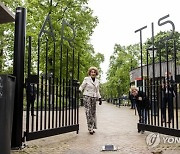 NETHERLANDS ROYALTY ZOO REOPENING