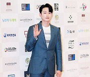 [포토] 이현욱, '포즈는 시크하게'