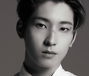 세븐틴 원우 "모든 순간 함께하는 가수 되고파" [화보]