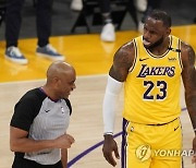 [NBA] 방역 수칙 위반했지만..NBA, 르브론 출전 정지 안 시킨다