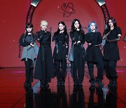 '퍼스트' 에버글로우 "8개월만 컴백, 사력 다해 준비했다"