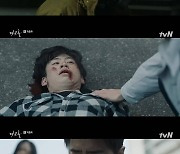 '다크홀' 이준혁, 동생 죽인 '뱀눈' 분노의 처치
