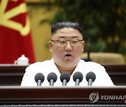 [2보] 김정은, 한 달만에 공개활동..정치국회의 주재